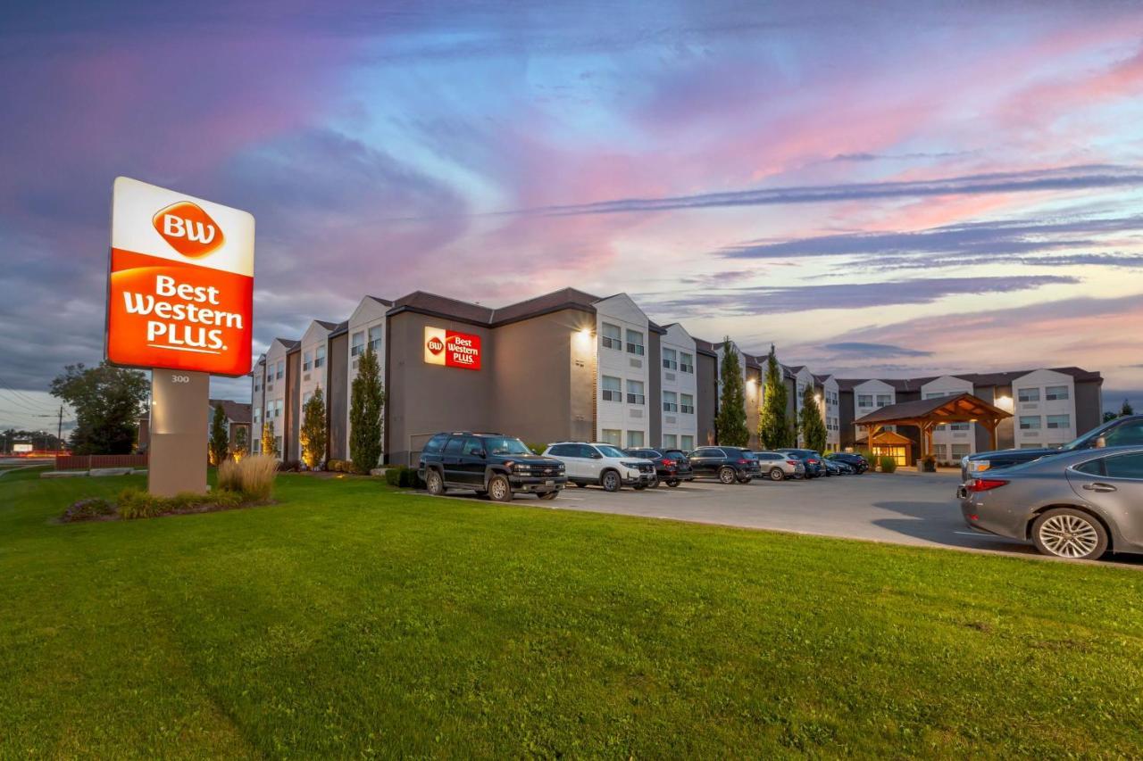 Best Western Plus Rose City Suites Welland Buitenkant foto